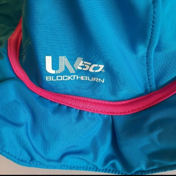 SPEEDO block the burn 50 sun hat with chin strap - Picture 7 of 7